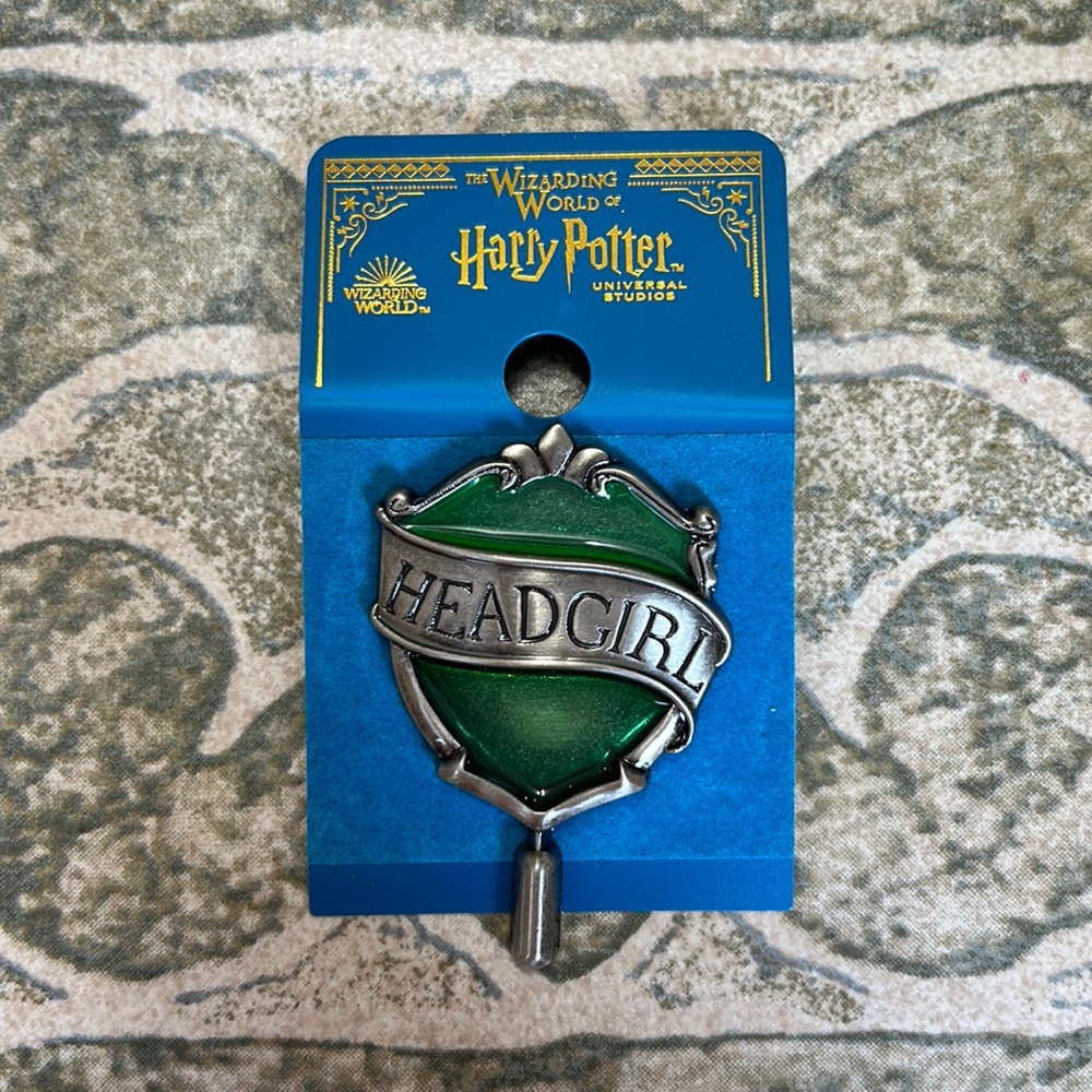 Slytherin Head Girl Enamel Pin